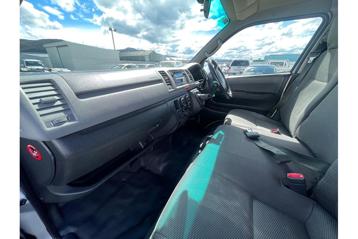 2011 Toyota Hiace TRH201R LWB