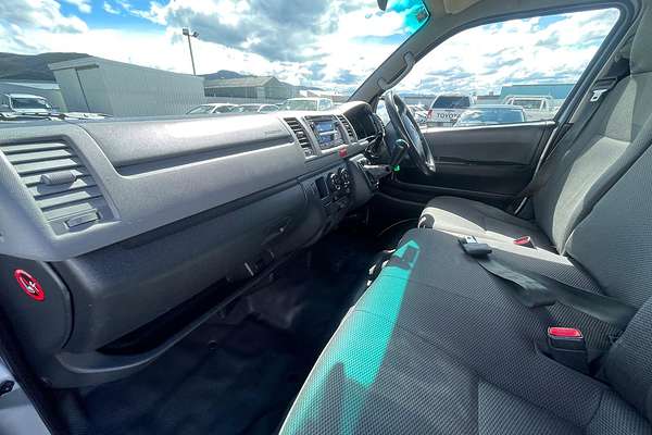 2011 Toyota Hiace TRH201R LWB