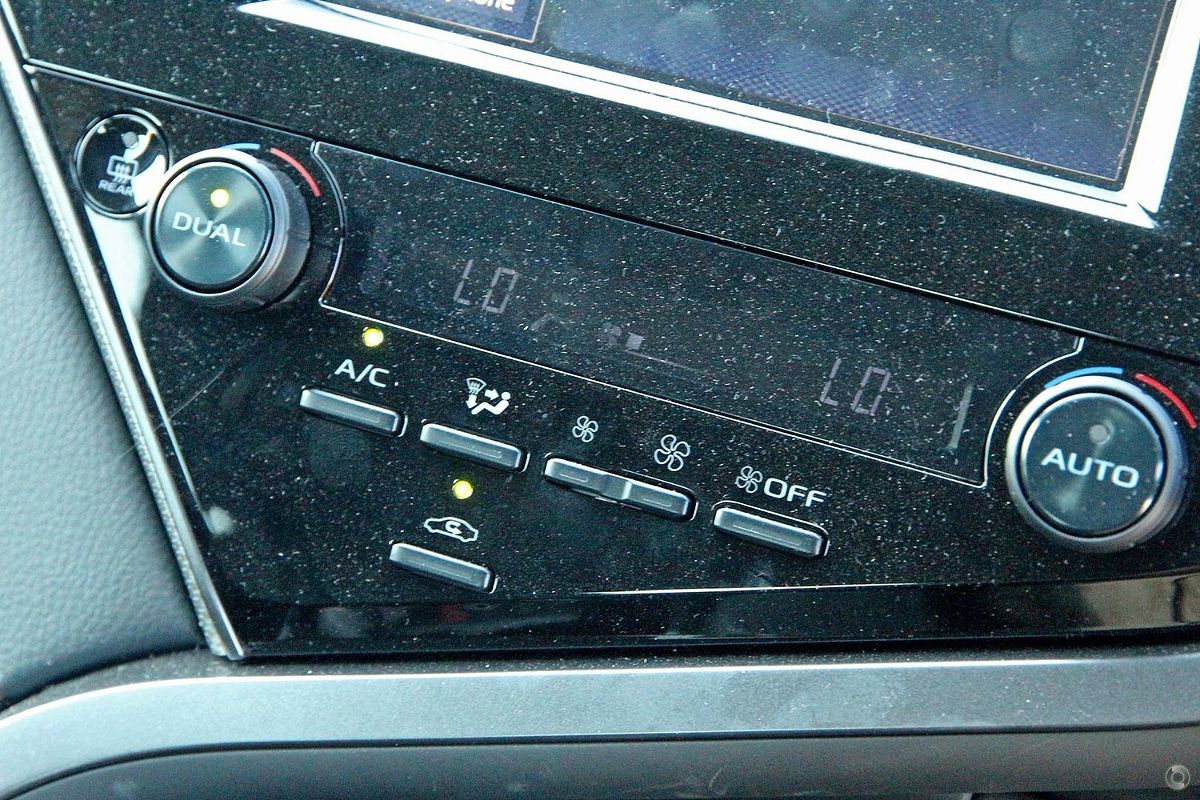 2020 Toyota Camry Ascent AXVH70R