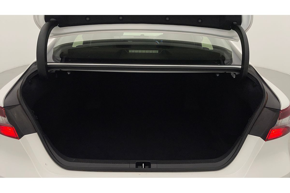 2022 Toyota Camry Ascent AXVH70R