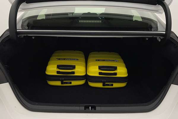 2022 Toyota Camry Ascent AXVH70R