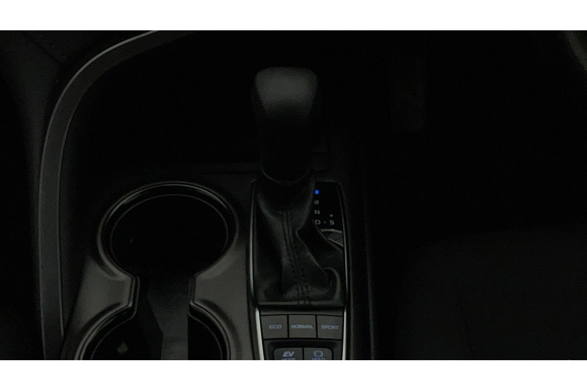 2022 Toyota Camry Ascent AXVH70R