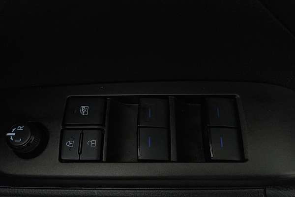 2022 Toyota Camry Ascent AXVH70R