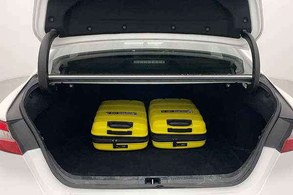 2020 Toyota Camry Ascent AXVH71R