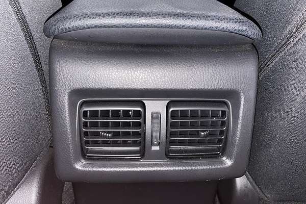 2020 Toyota Camry Ascent AXVH71R