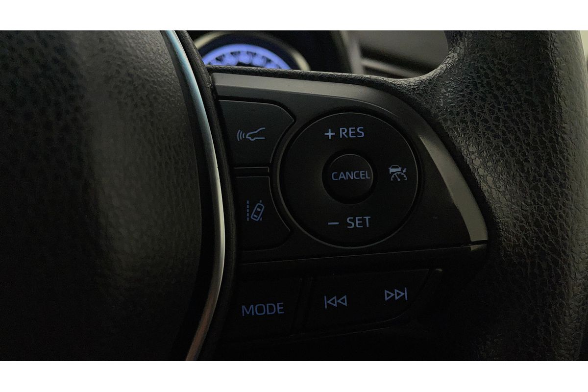 2020 Toyota Camry Ascent AXVH71R