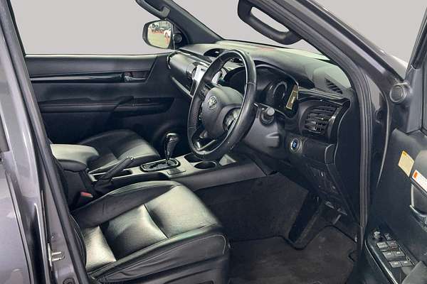 2019 Toyota Hilux Rogue GUN126R 4X4
