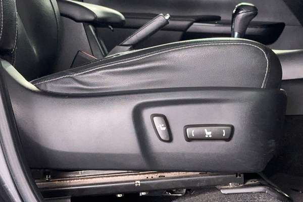 2019 Toyota Hilux Rogue GUN126R 4X4