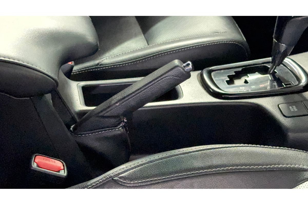 2019 Toyota Hilux Rogue GUN126R 4X4