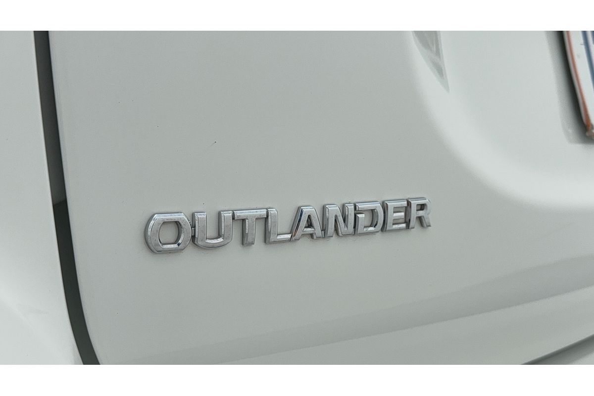 2019 Mitsubishi Outlander ES ADAS ZL