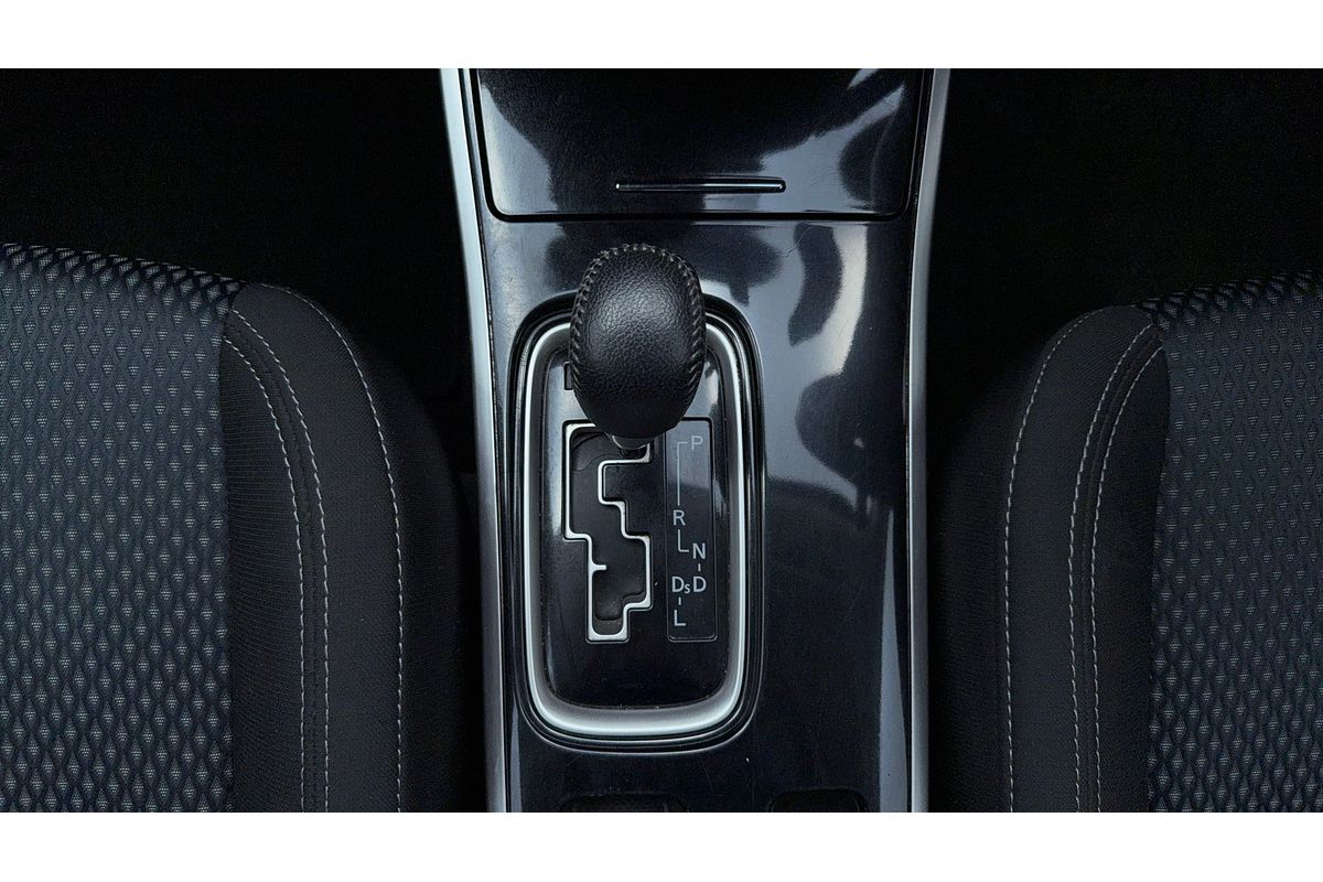 2019 Mitsubishi Outlander ES ADAS ZL