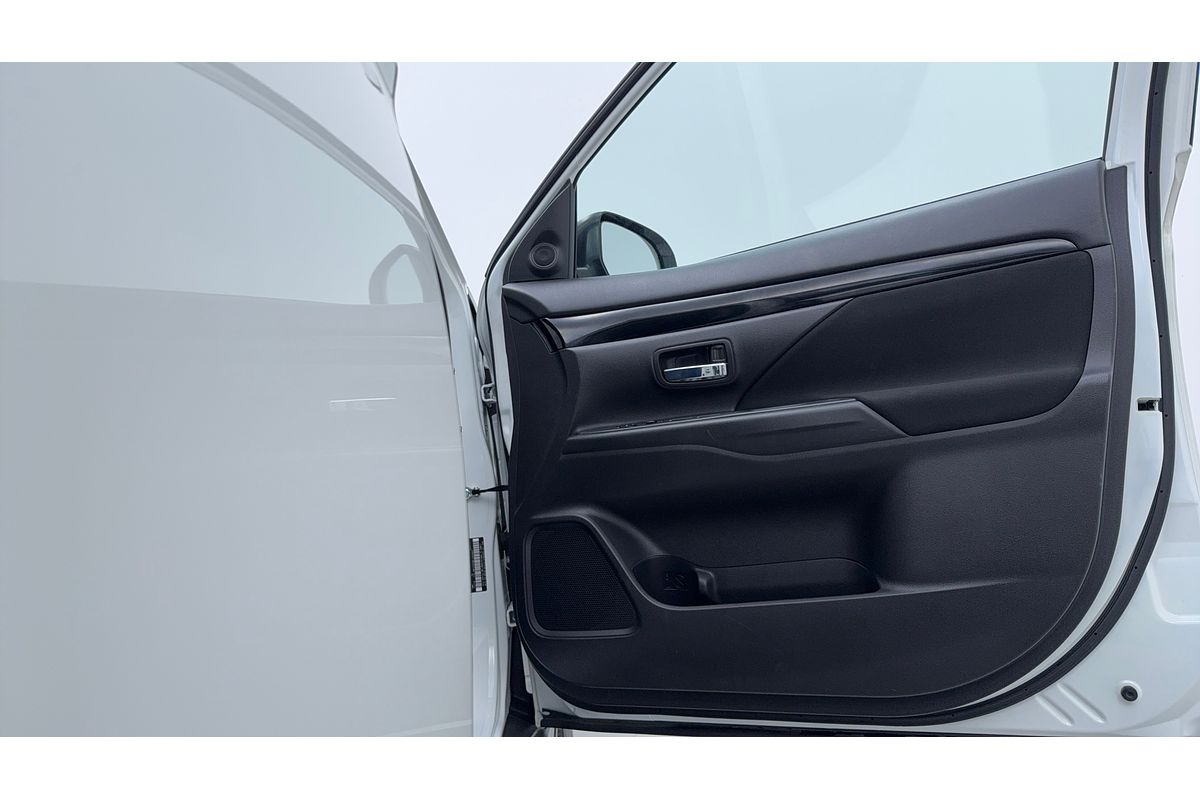 2019 Mitsubishi Outlander ES ADAS ZL