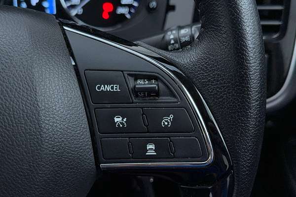 2019 Mitsubishi Outlander ES ADAS ZL