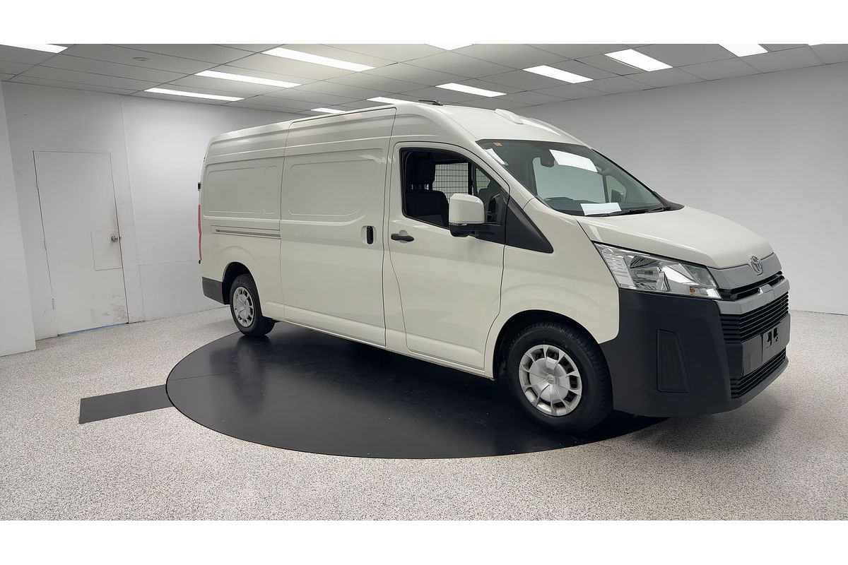 2022 Toyota Hiace Commuter GDH322R ELWB High Roof