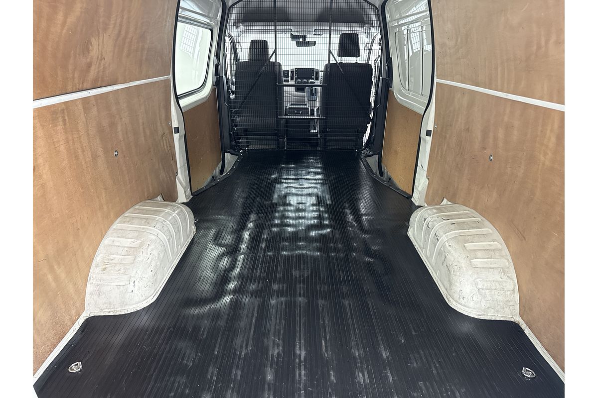 2022 Toyota Hiace Commuter GDH322R ELWB High Roof