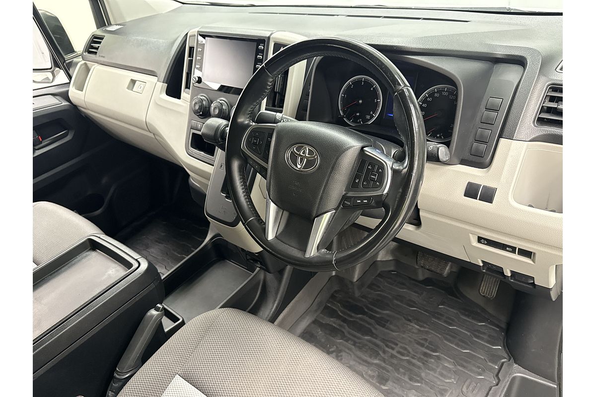 2022 Toyota Hiace Commuter GDH322R ELWB High Roof