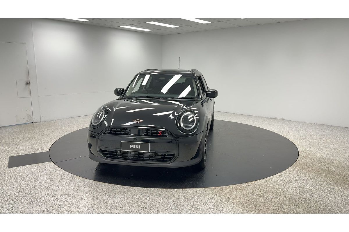 2025 MINI Cooper S Classic F65