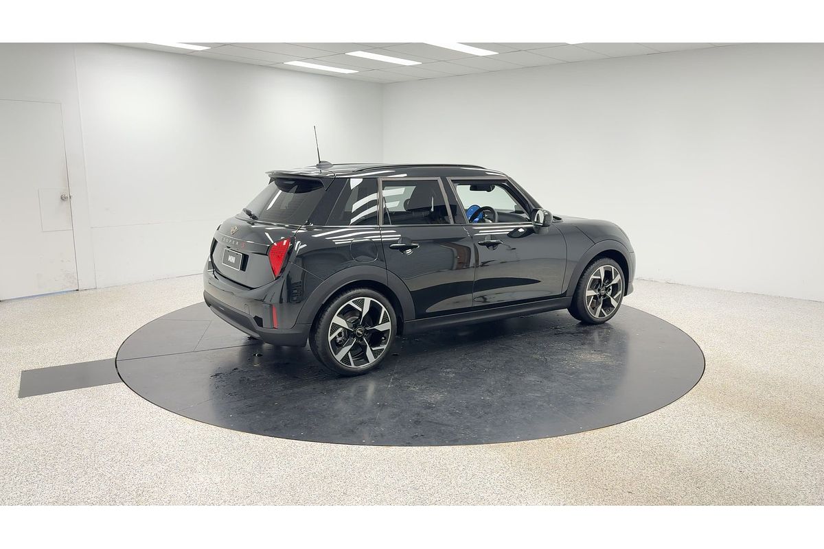 2025 MINI Cooper S Classic F65