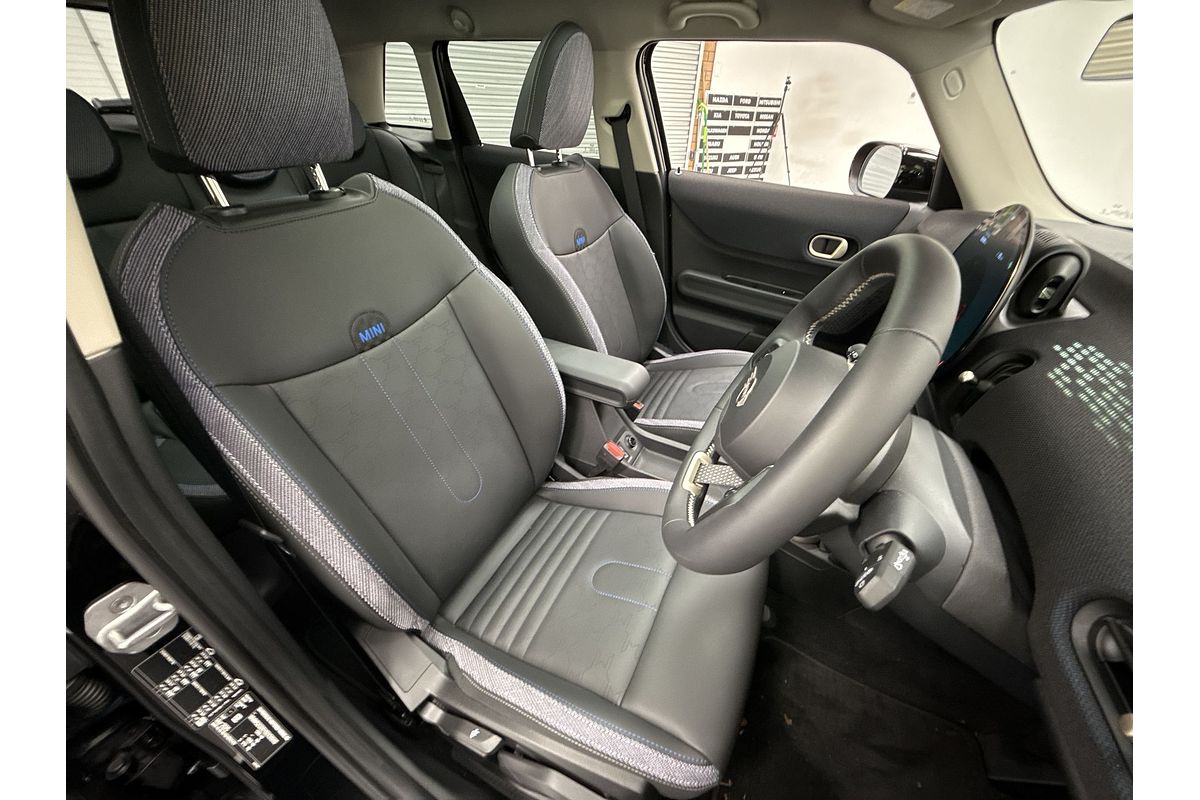 2025 MINI Cooper S Classic F65