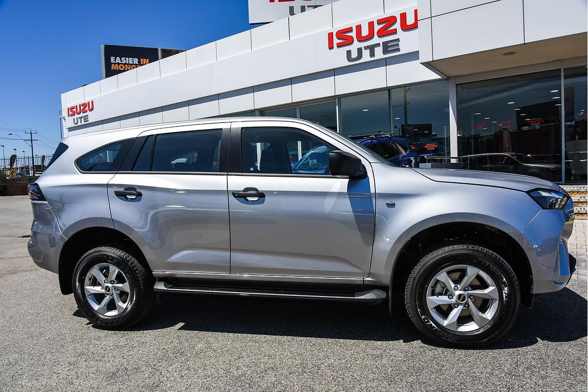 2025 Isuzu MU-X