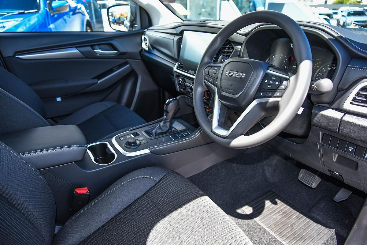 2025 Isuzu MU-X