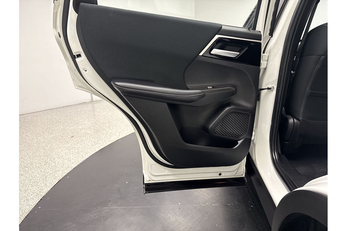 2023 Mitsubishi Outlander ES ZM