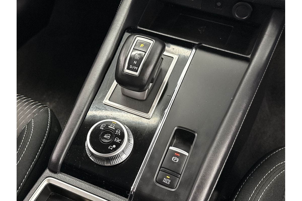 2023 Mitsubishi Outlander LS ZM