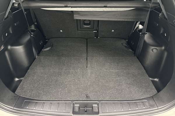 2023 Mitsubishi Outlander LS ZM