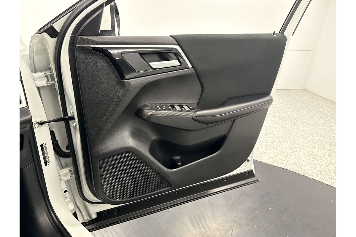 2023 Mitsubishi Outlander LS ZM
