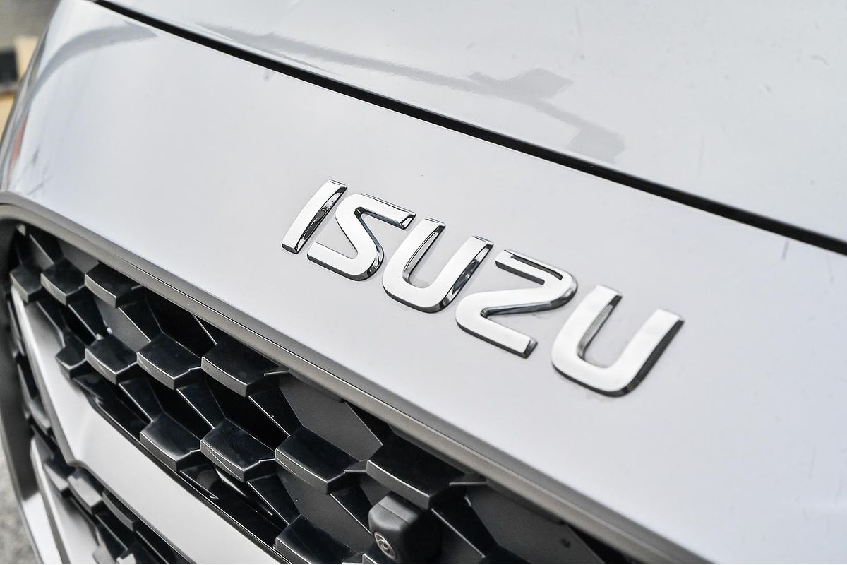 2025 Isuzu MU-X
