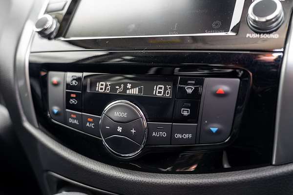 2025 Nissan Navara ST-X D23 4X4