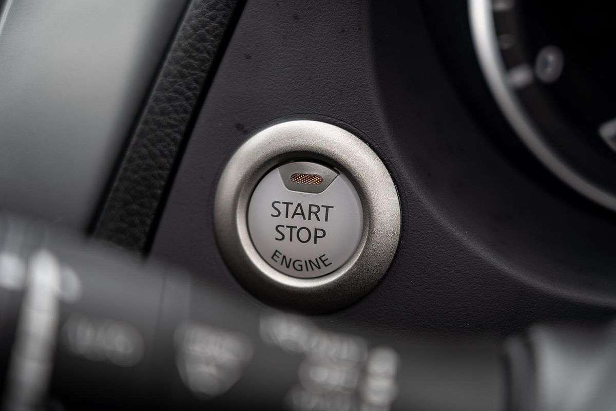 2025 Nissan Navara ST-X D23 4X4