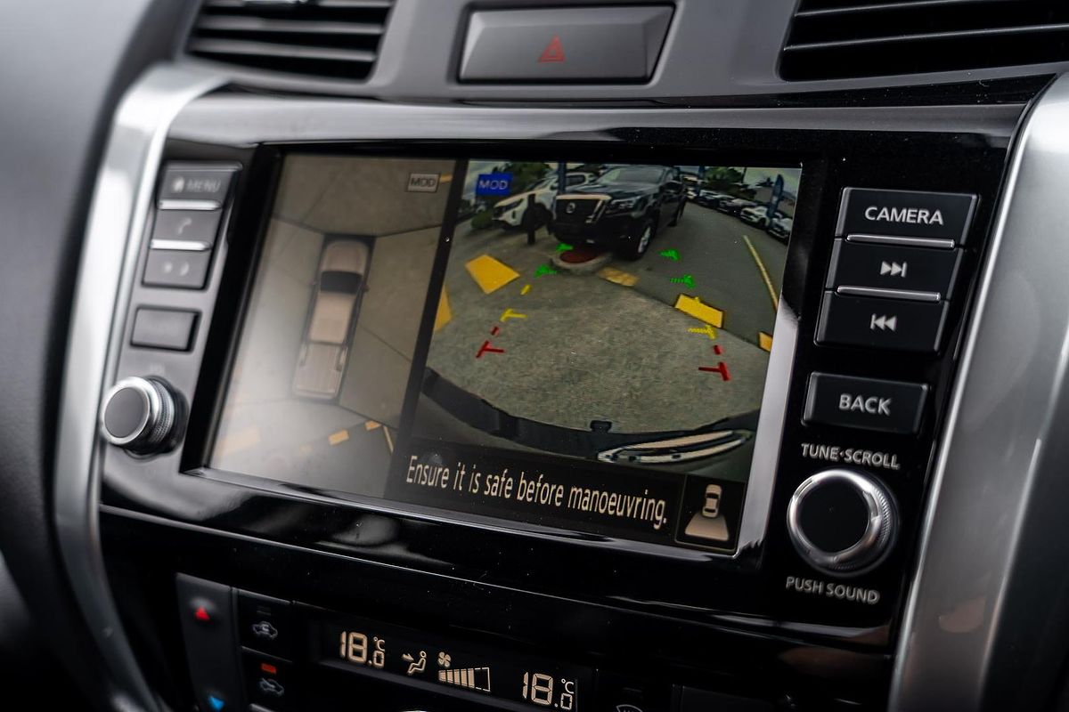 2025 Nissan Navara ST-X D23 4X4