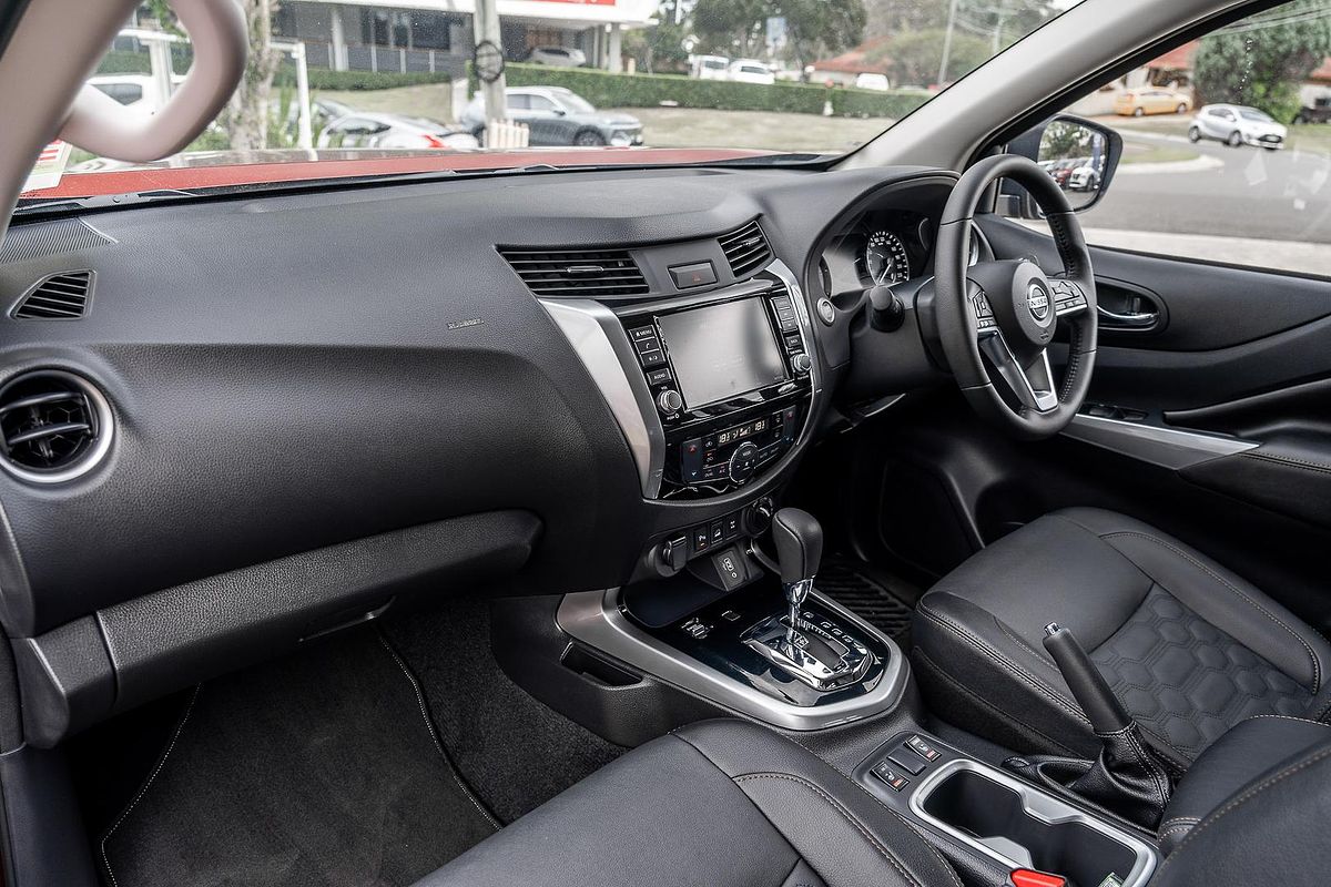 2025 Nissan Navara ST-X D23 4X4