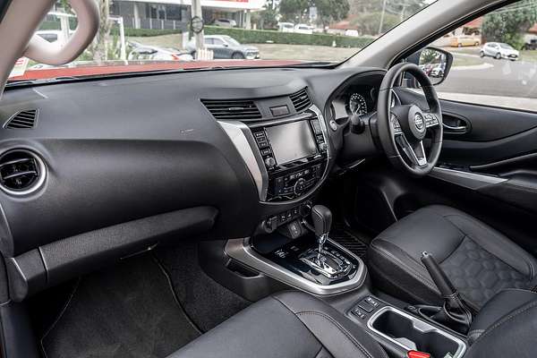 2025 Nissan Navara ST-X D23 4X4