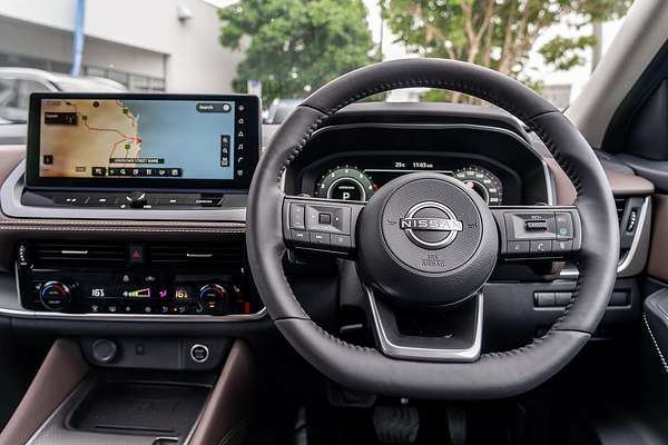 2025 Nissan QASHQAI Ti J12