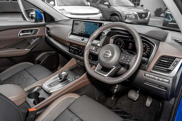 2025 Nissan QASHQAI Ti J12