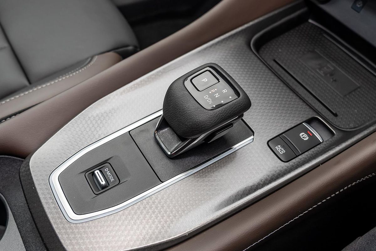 2025 Nissan QASHQAI Ti J12