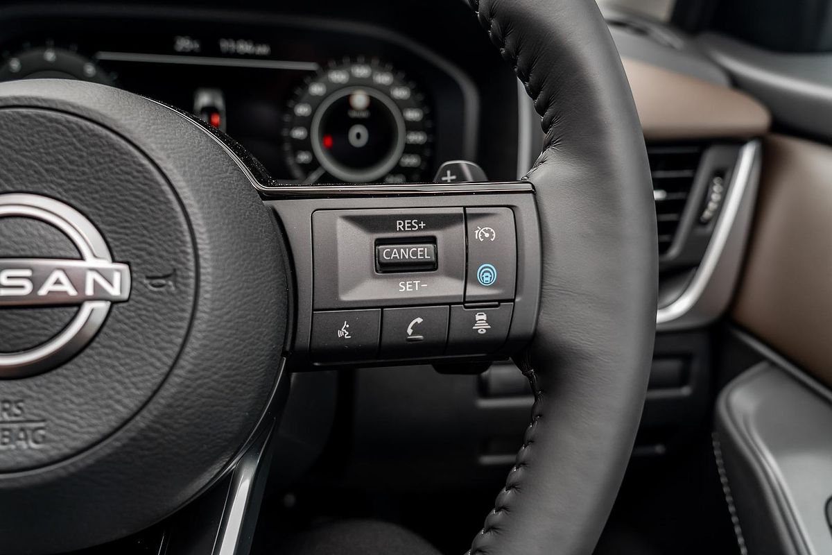 2025 Nissan QASHQAI Ti J12