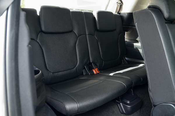 2025 Ford Everest Trend 2.0L