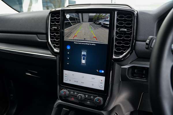 2025 Ford Everest Trend 2.0L