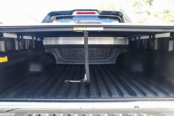 2025 Isuzu D-MAX X-TERRAIN 4X4