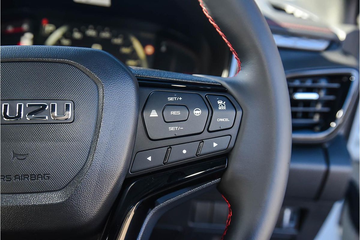 2025 Isuzu D-MAX X-TERRAIN 4X4