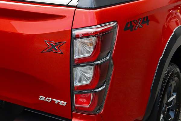 2025 Isuzu D-MAX X-TERRAIN 4X4
