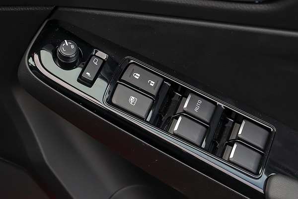 2025 Isuzu D-MAX X-TERRAIN 4X4