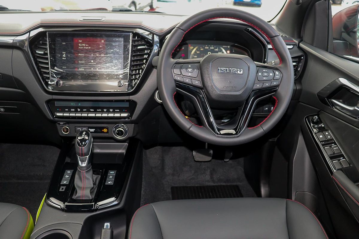 2025 Isuzu D-MAX X-TERRAIN 4X4