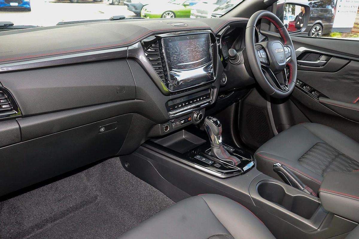 2025 Isuzu D-MAX X-TERRAIN 4X4