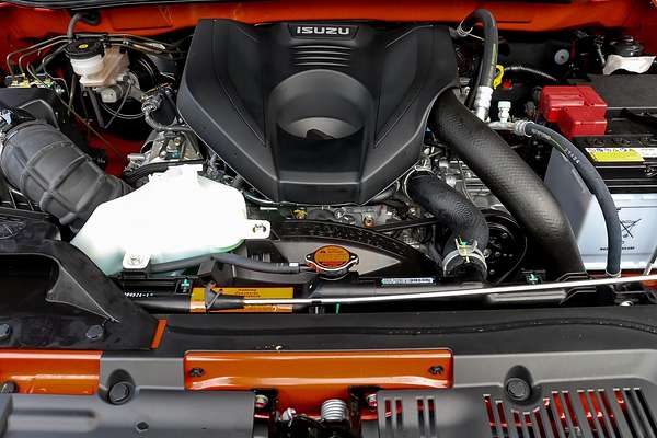 2025 Isuzu D-MAX X-TERRAIN 4X4