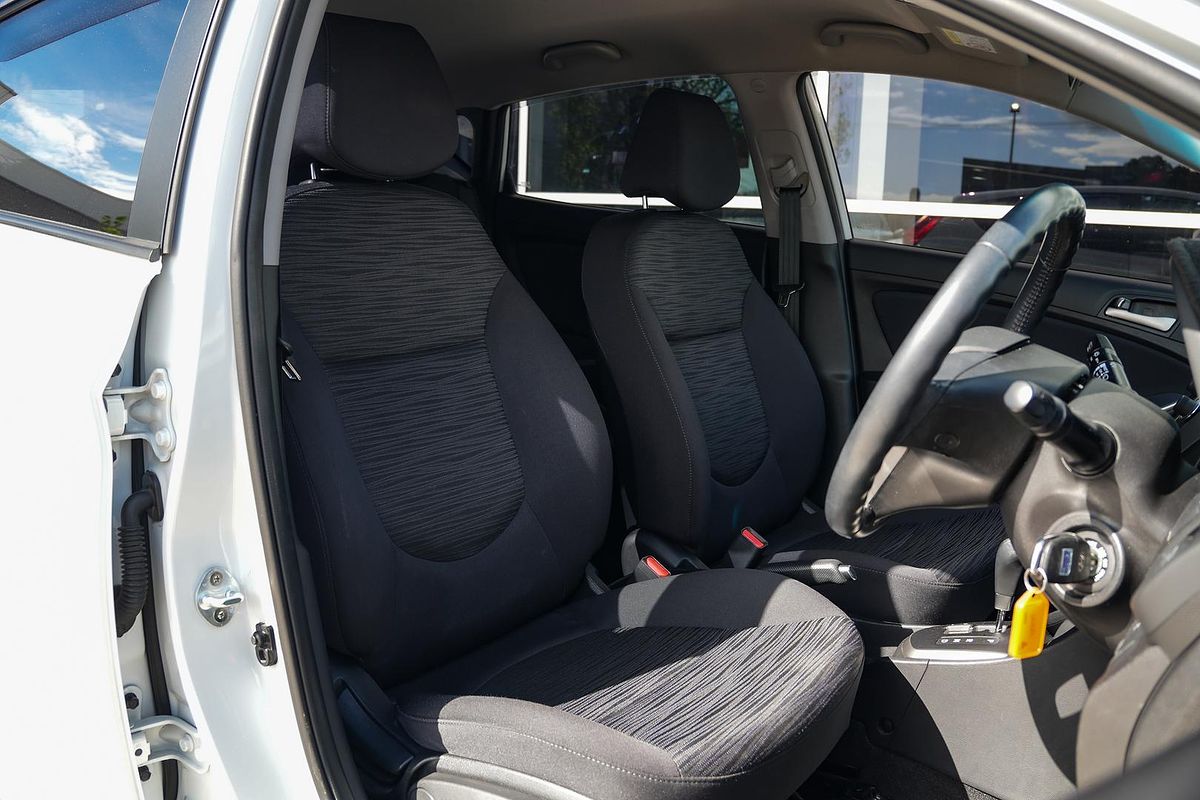2018 Hyundai Accent Sport RB6