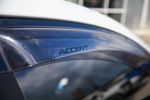 2018 Hyundai Accent Sport RB6